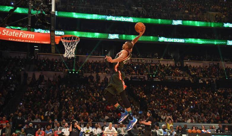  拉文扣篮大赛夺冠，公牛全员发力击败活塞